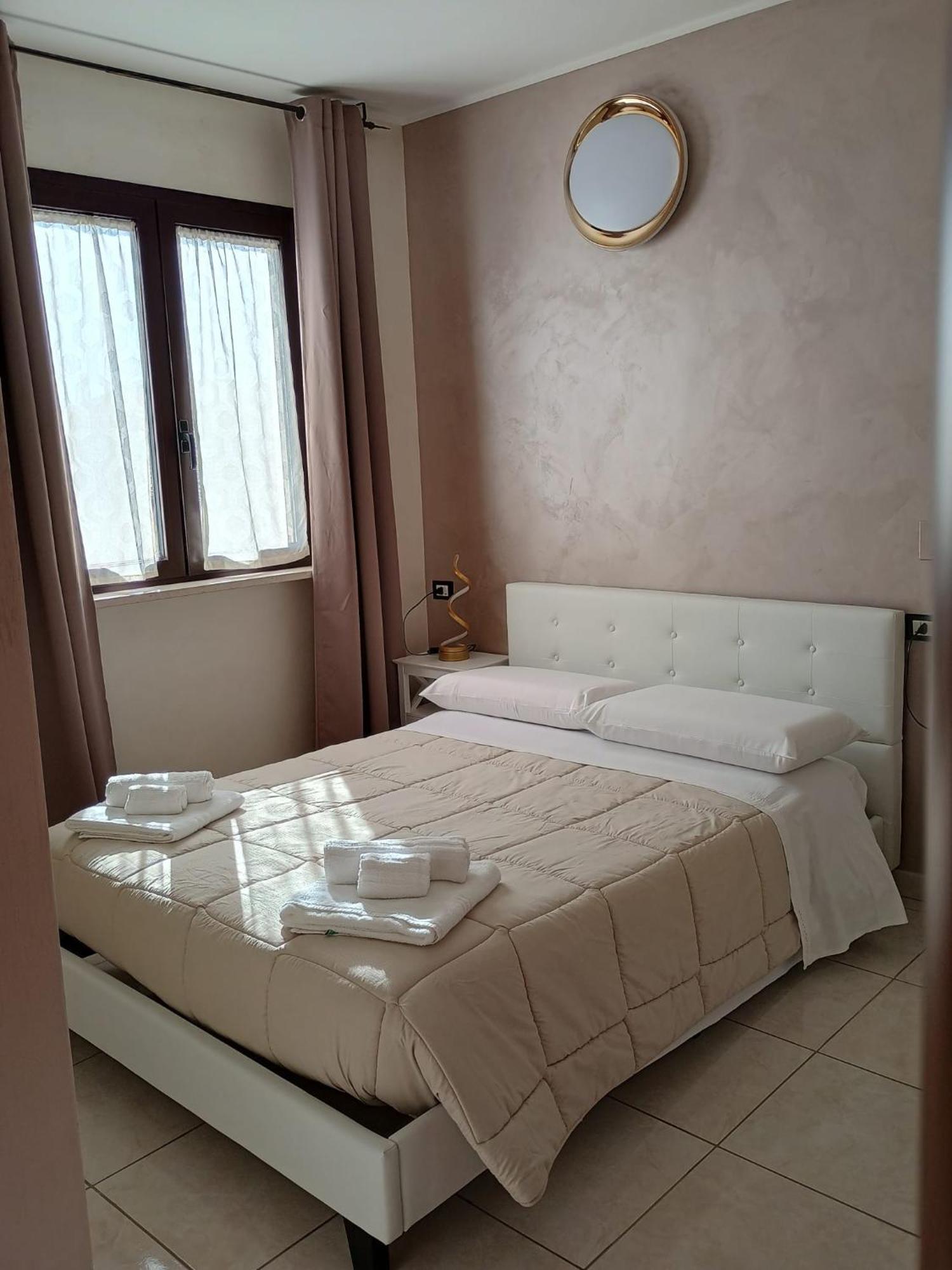 Affittacamere Da Rocco Lesina Exterior photo